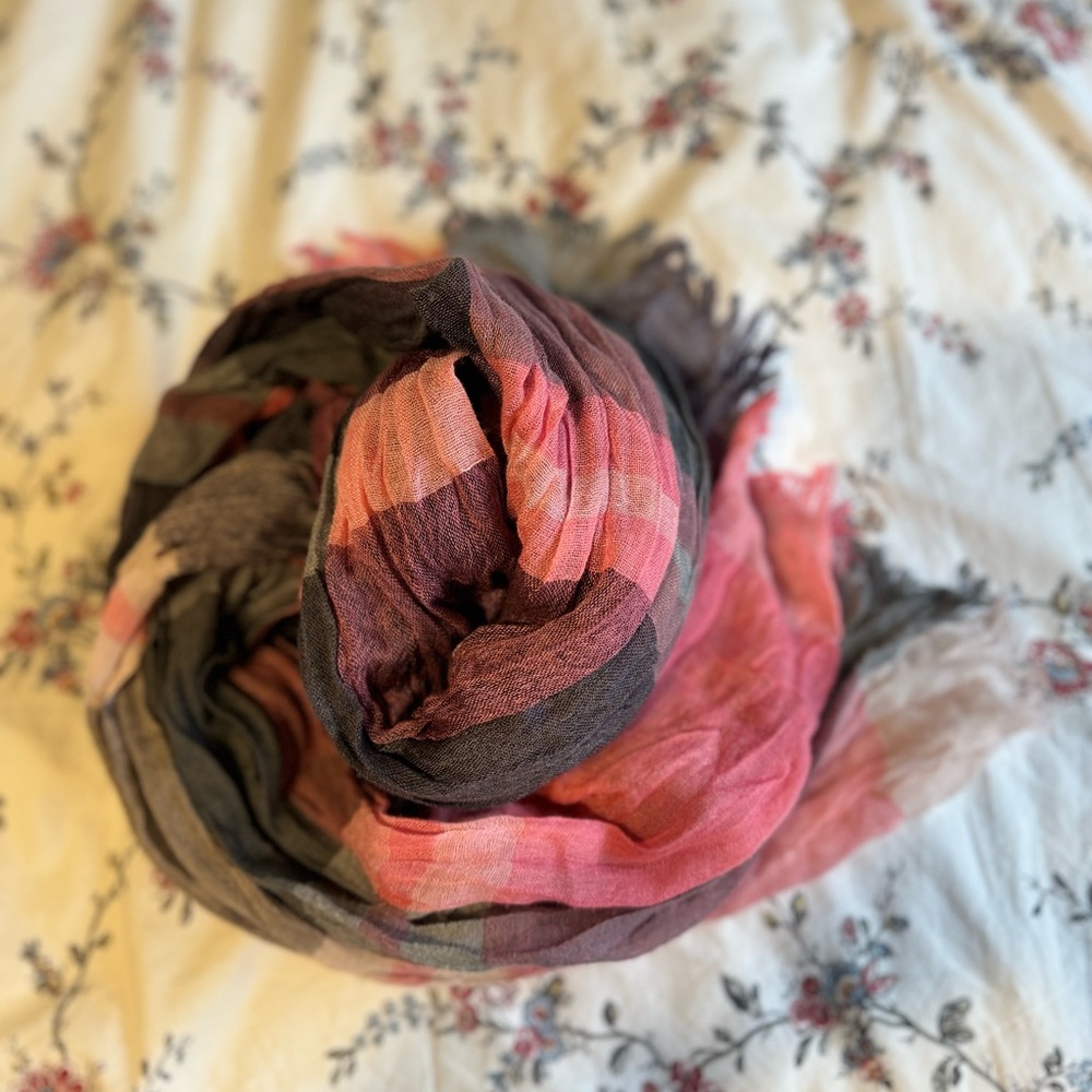 Scarf - Picture 3 of 3